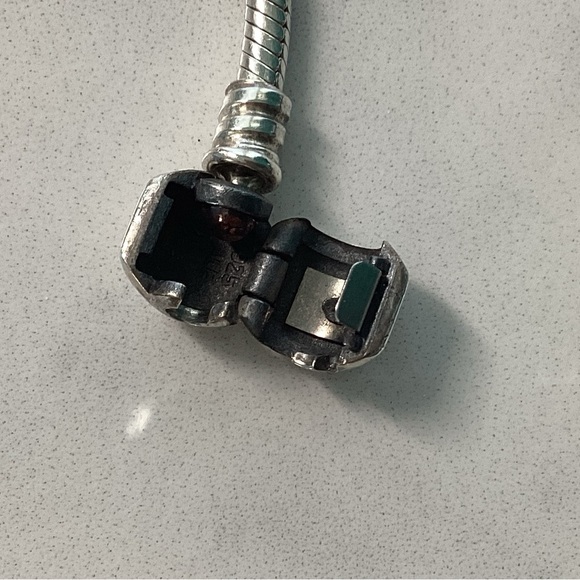 PANDORA ICONIC Snake Bracelet - Picture 5 of 6